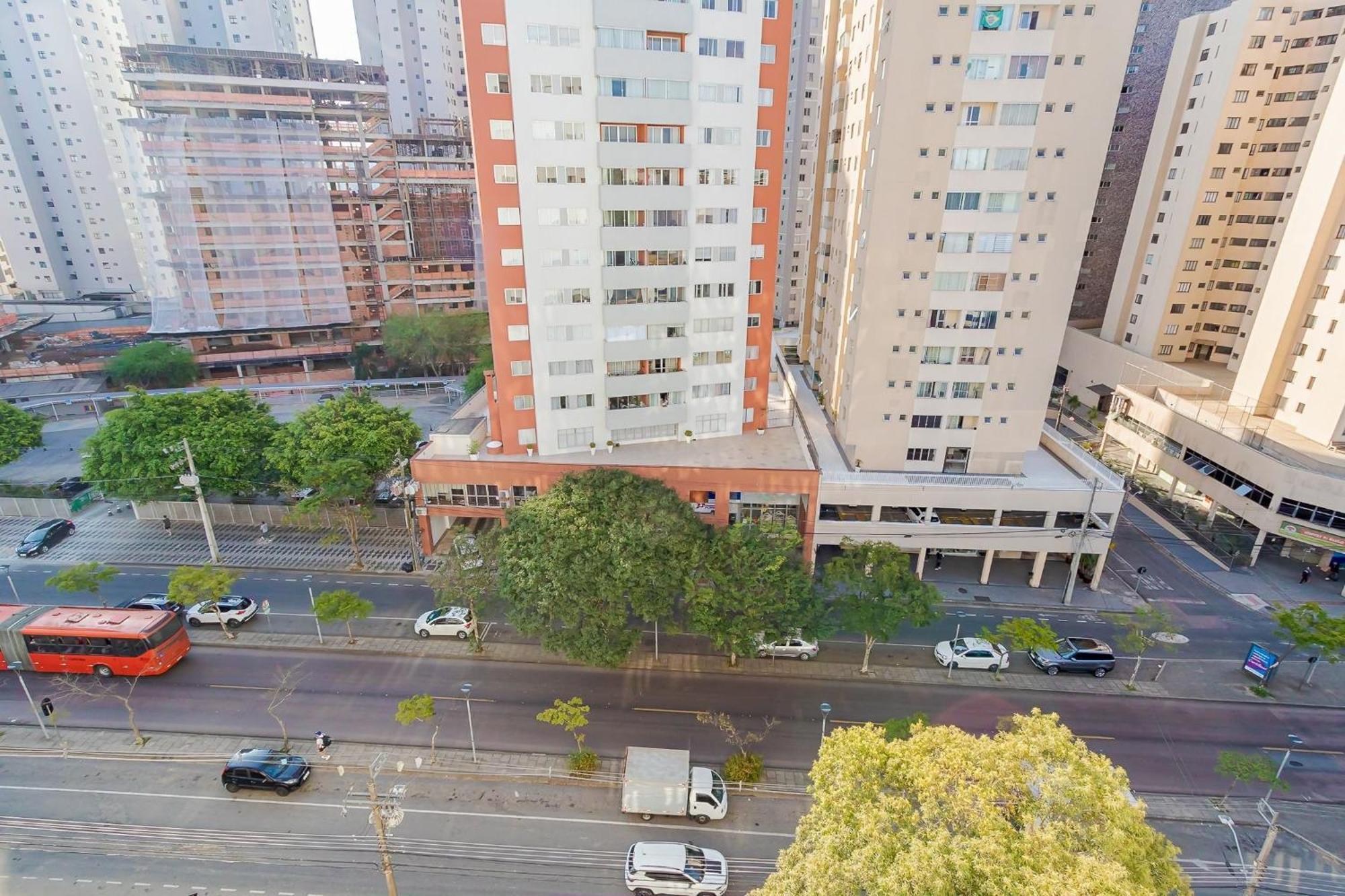 Predio Fantastico No Bairro Mais Requisitado De Curitiba Eksteriør billede